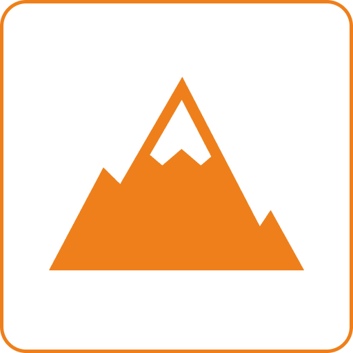 У подножия горы Кастель